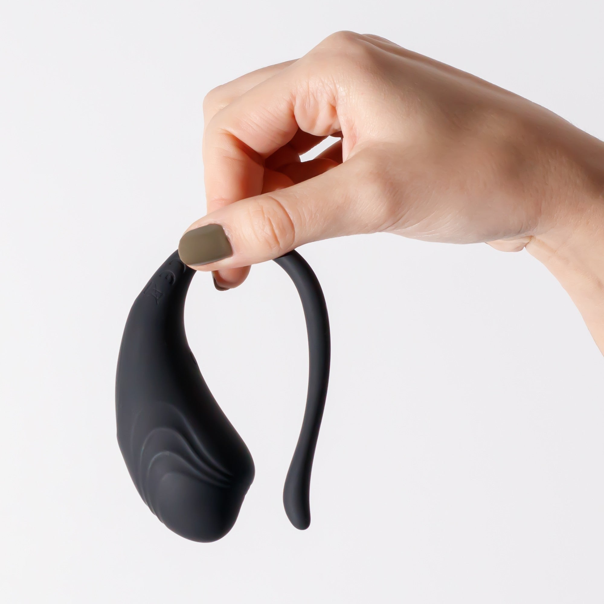 ovetto vibrante tamago nero crushious