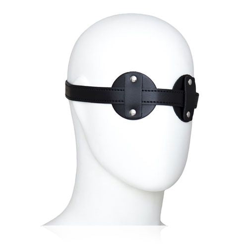 benda blindfold patch black toyz4lovers indossato fronte