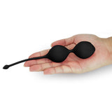 palline vaginali iwhizz lovetoy con mano